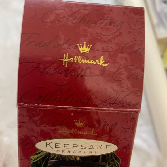 1997 Vintage Hallmark Star Trek Dr. McCoy Christmas Keepsake Ornament in Box - Picture 3 of 7